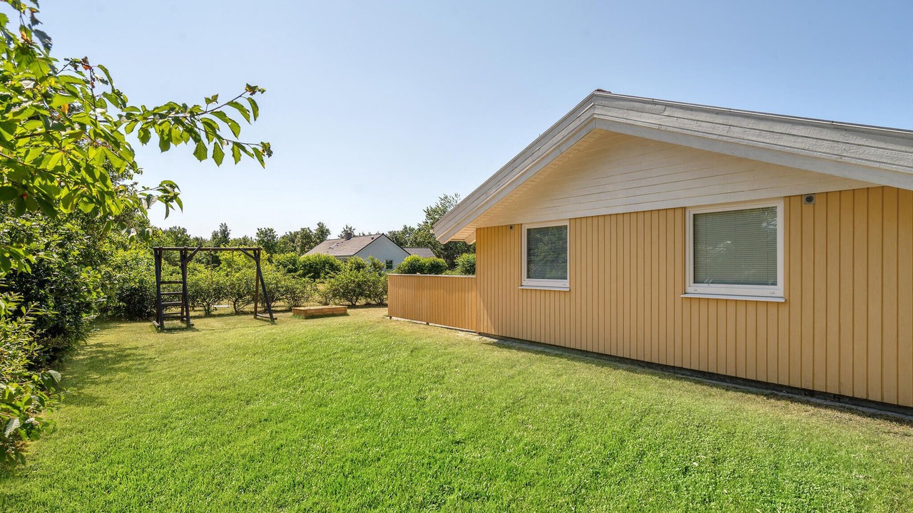 Photo of Others in Skaven Strand