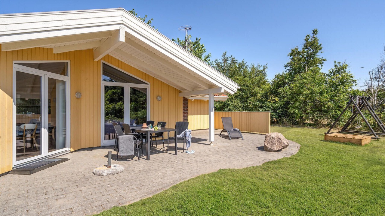 Photo of Others in Skaven Strand