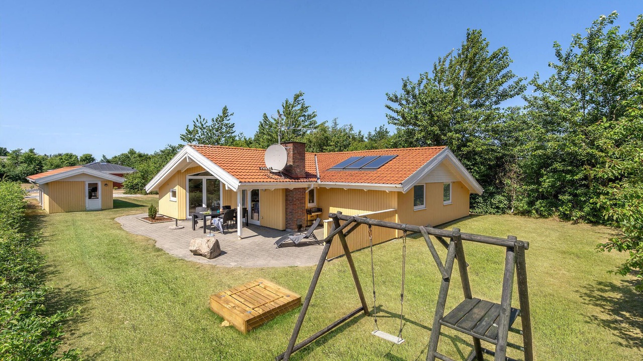 Photo of Others in Skaven Strand