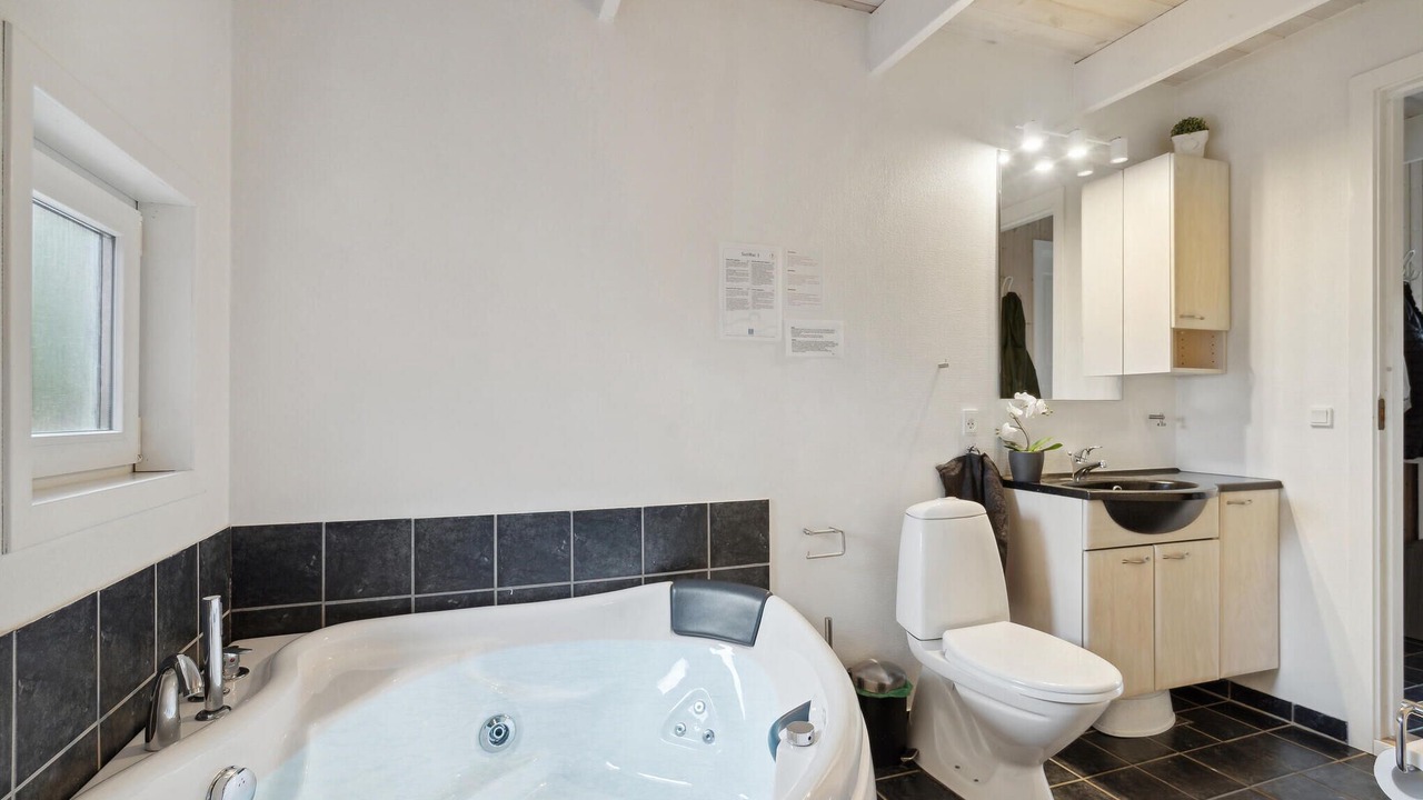 Photo of Bathroom in Thyholm