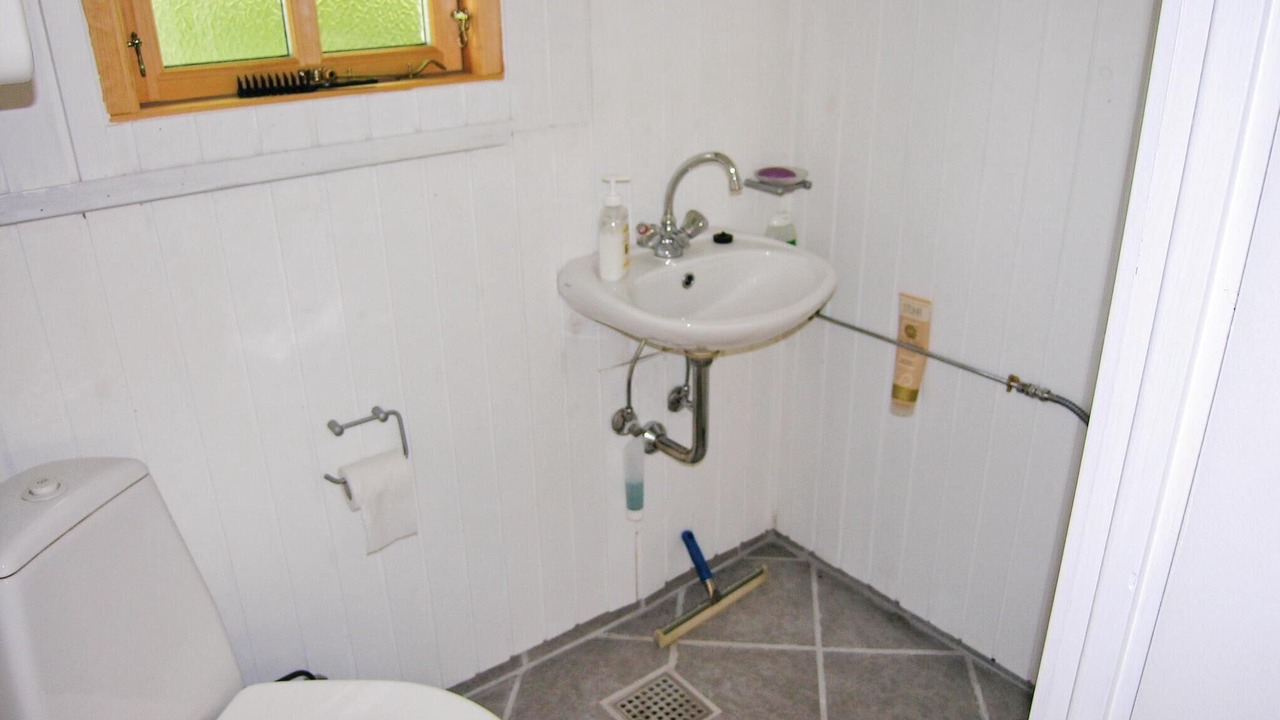 Photo of Bathroom in Hou