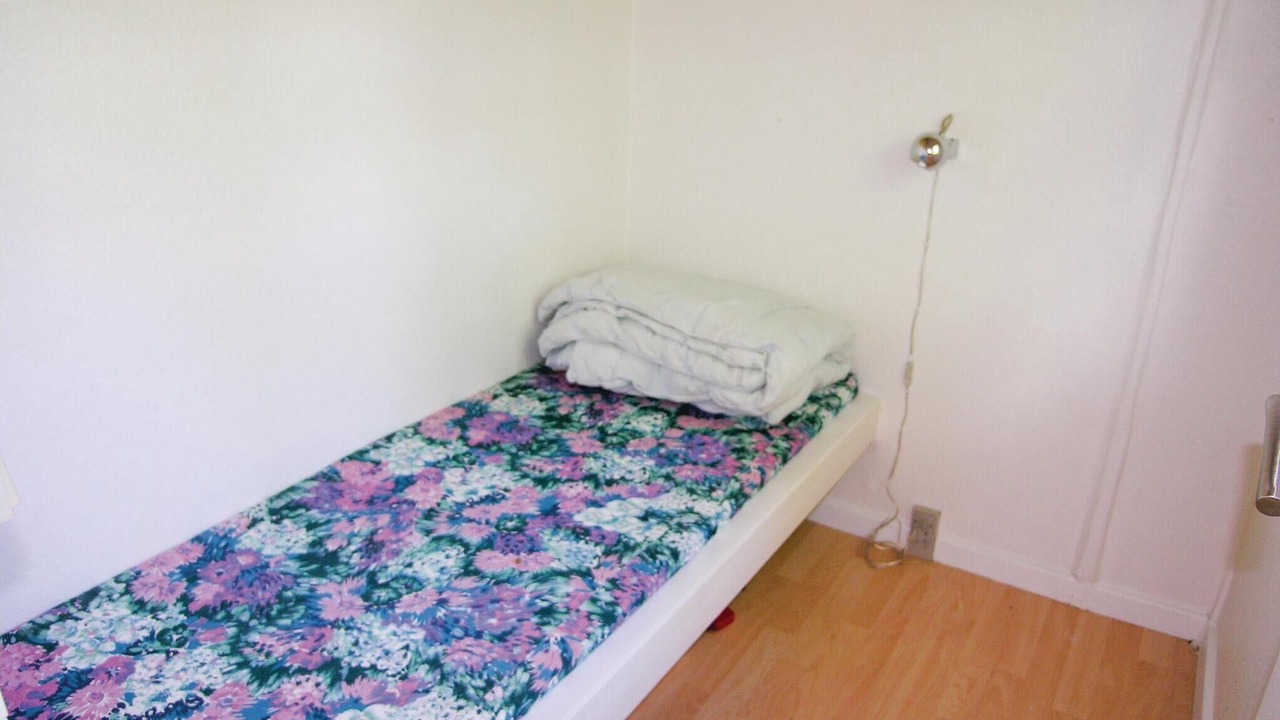 Photo of Others in Hou