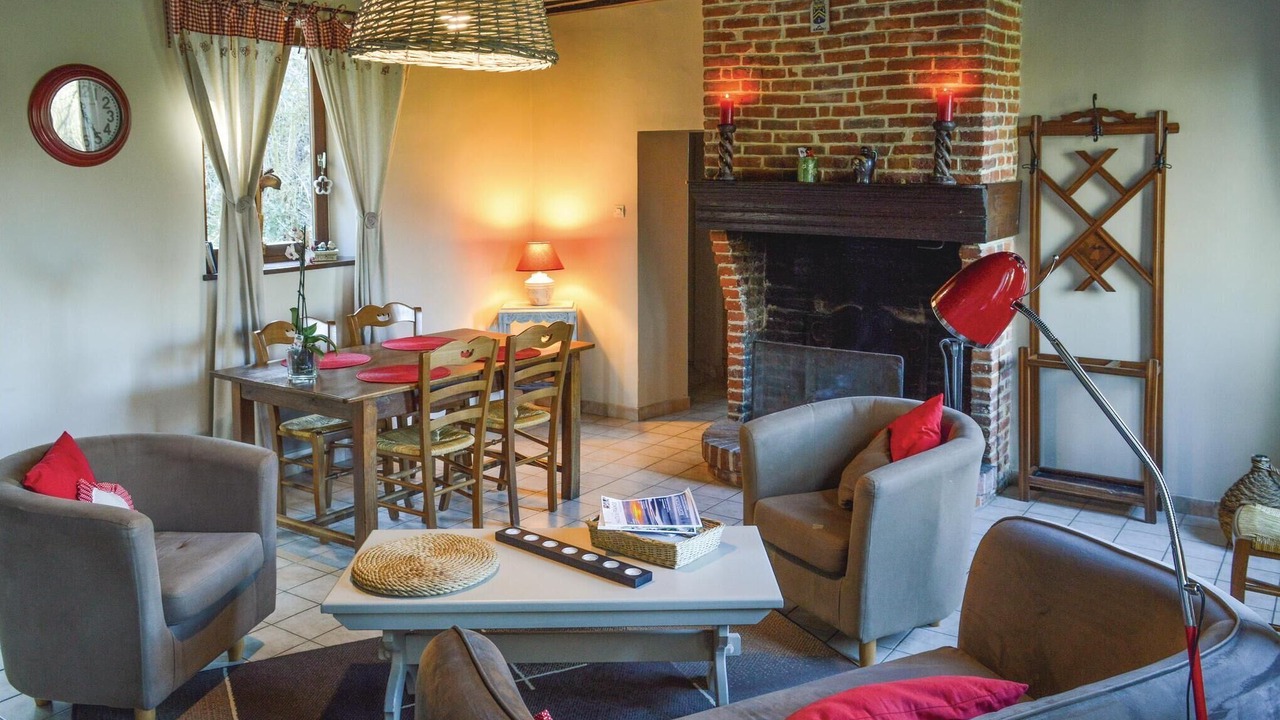 Photo of Bedroom in Romery