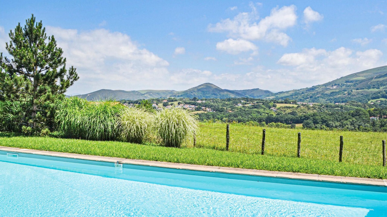 Photo of Outdoor in Ascain