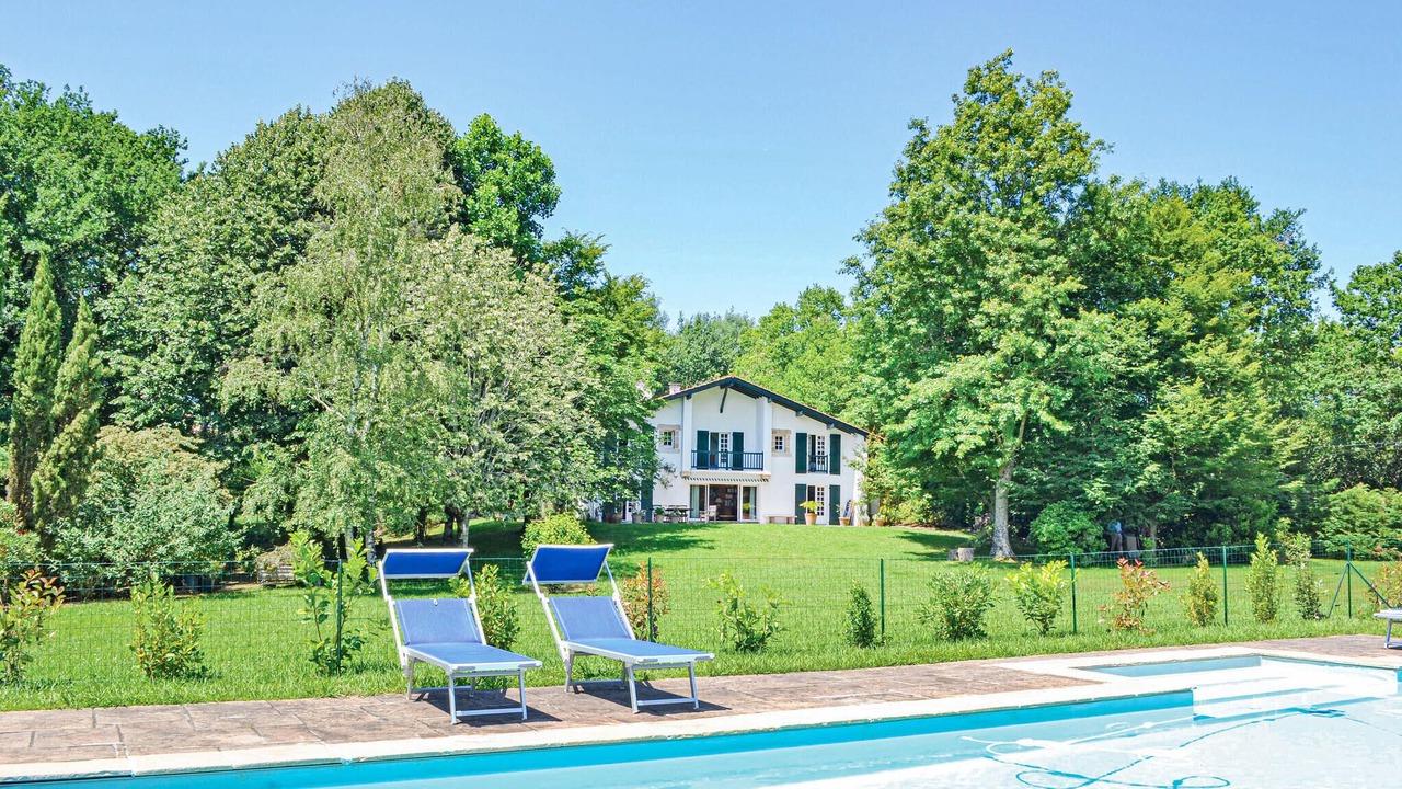 Photo of Outdoor in Ascain