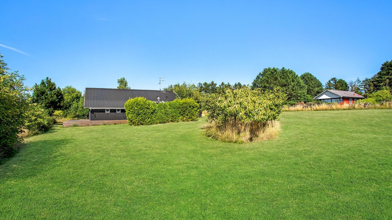 Photo of Others in Vang