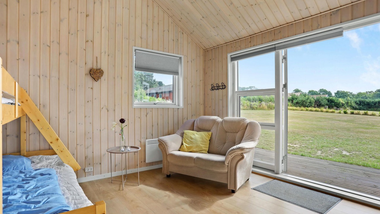 Photo of Others in Vang