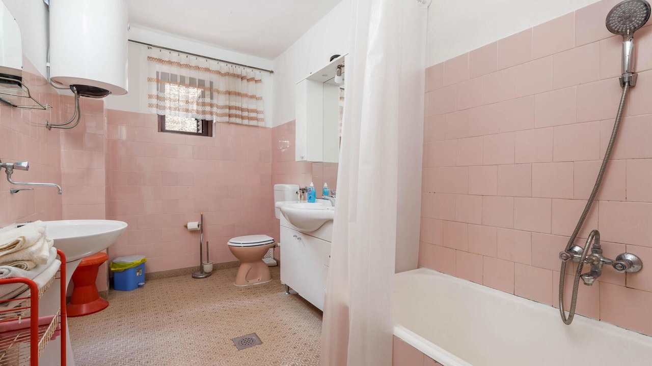Photo of Bathroom in Pag