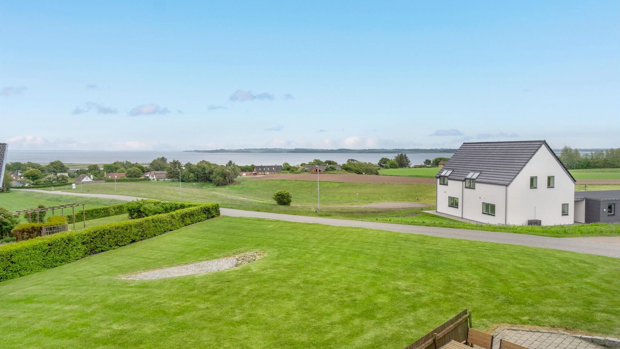 Photo of Bedroom in Fur