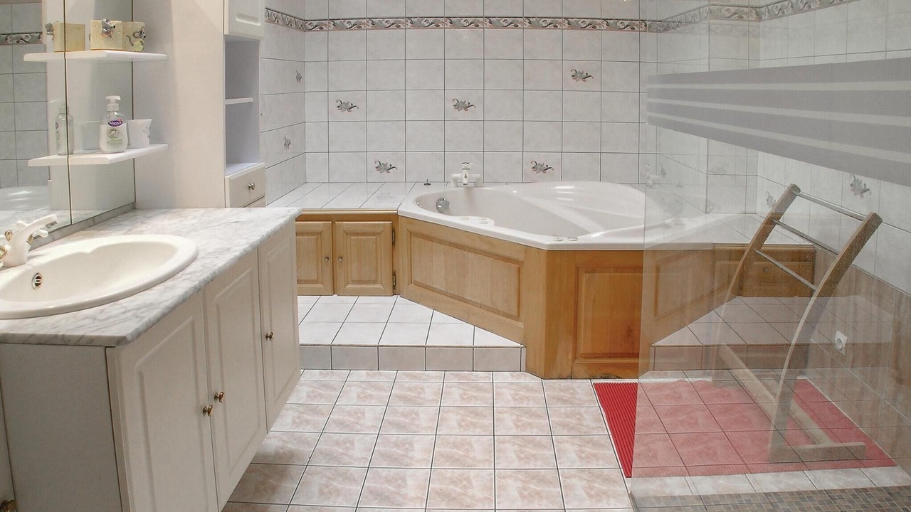 Photo of Bathroom in Louzy