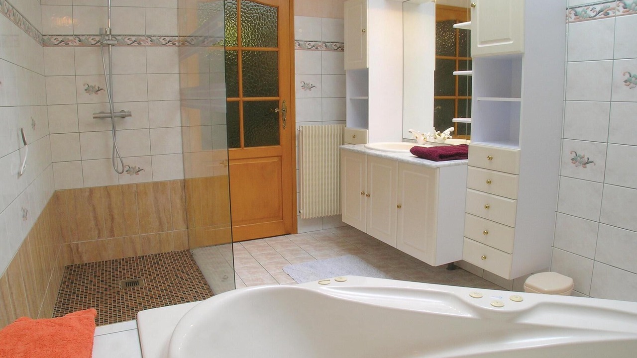 Photo of Bathroom in Louzy