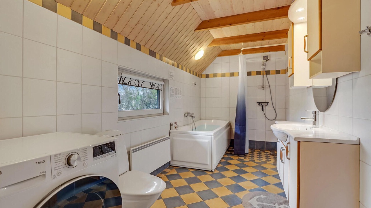 Photo of Bathroom in Toftum