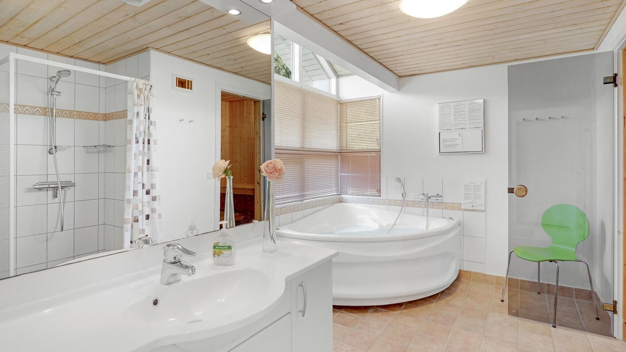 Photo of Bathroom in Oster Somarken
