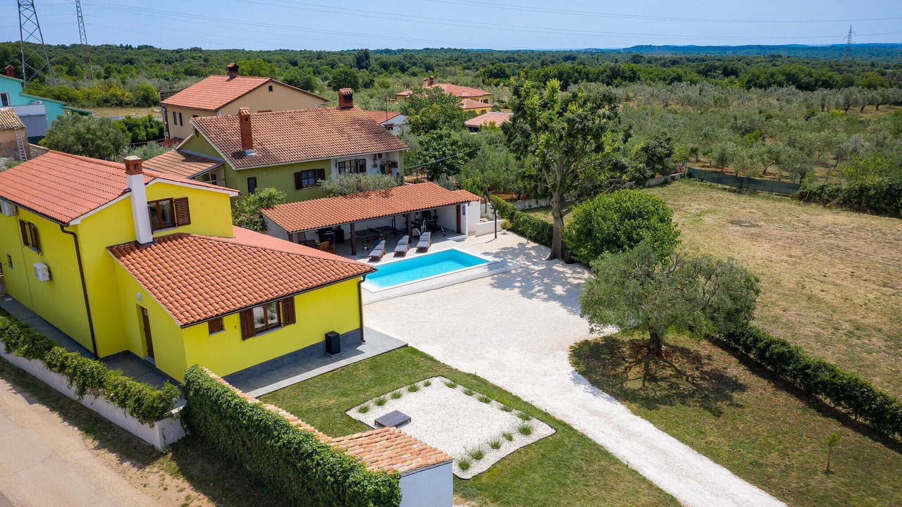 Photo of Outdoor in Galizana