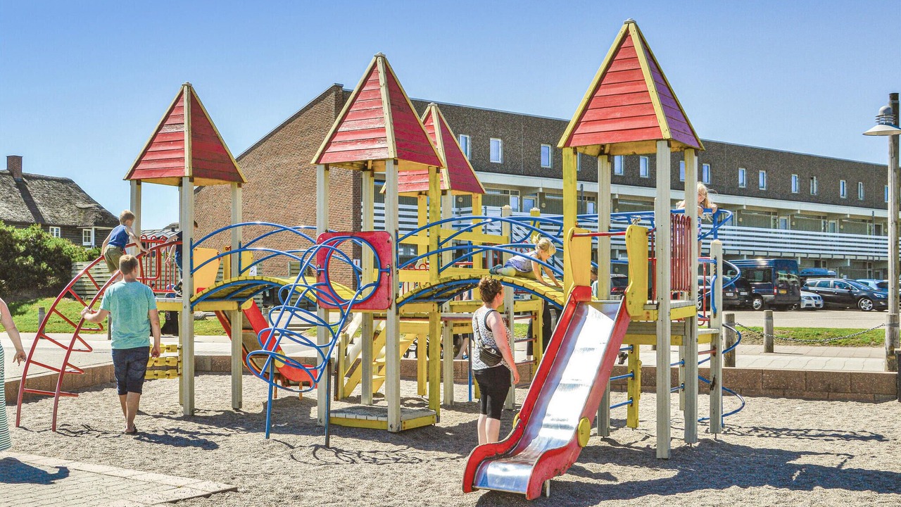 Photo of Others in Houvig Strand