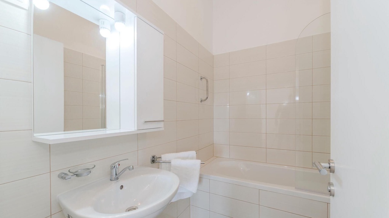 Photo of Bathroom in Verunic