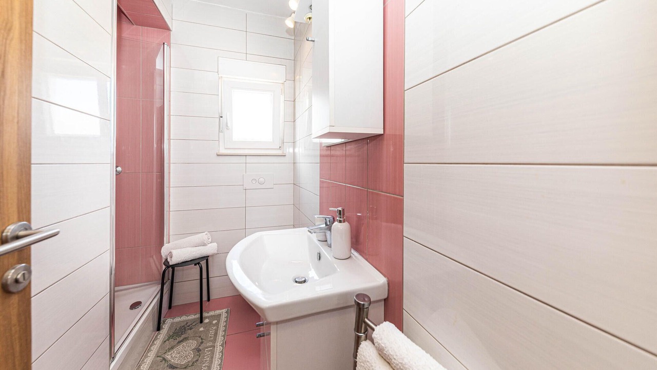 Photo of Bathroom in Okrug Gornji