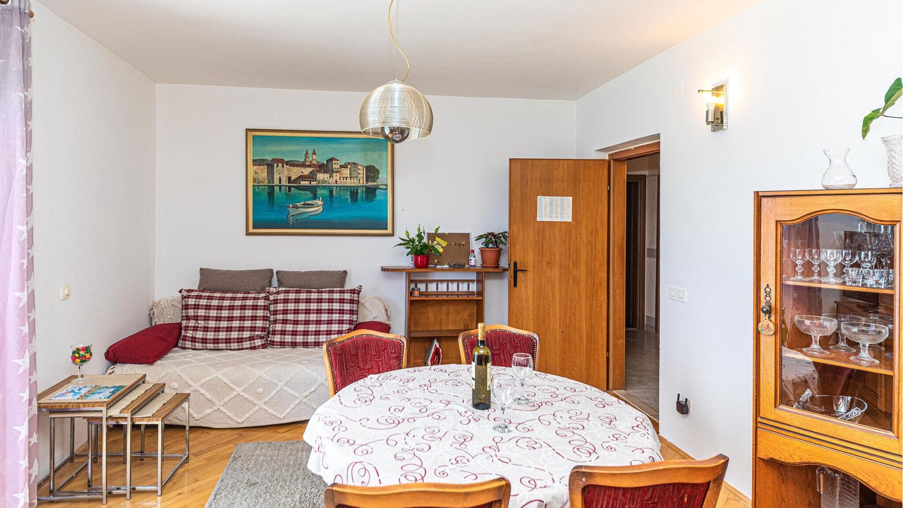 Photo of Bedroom in Okrug Gornji