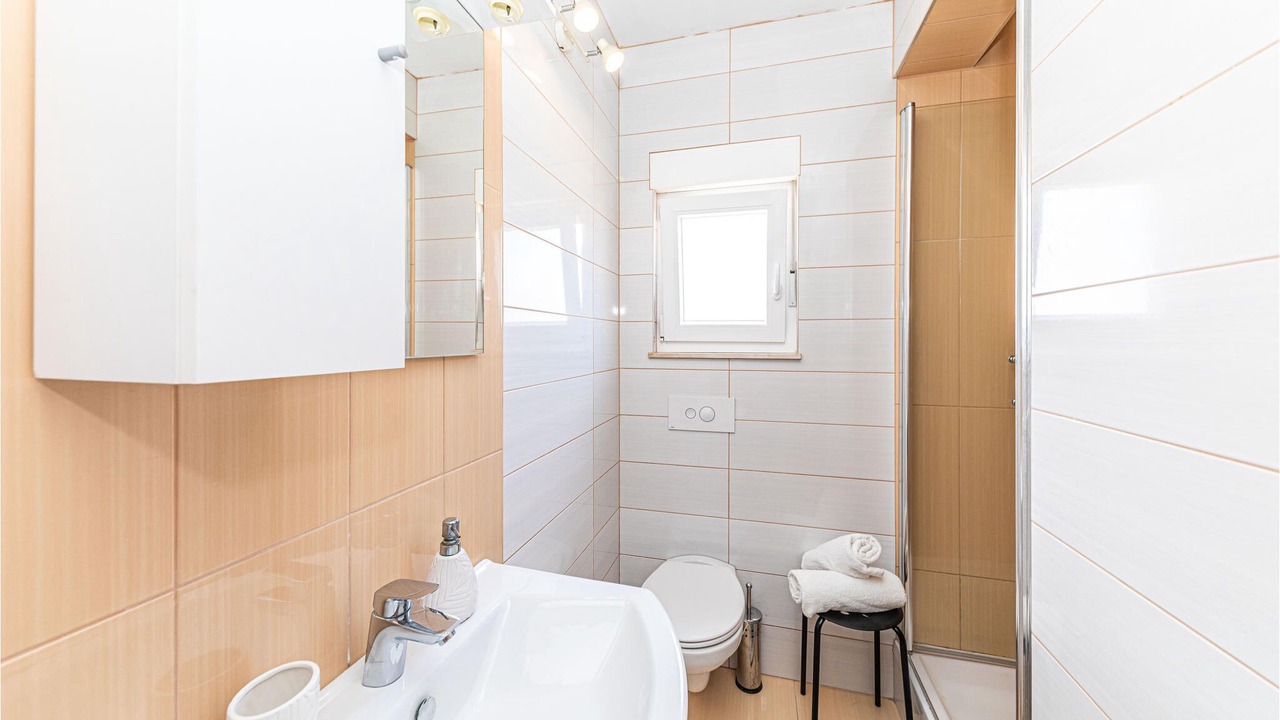 Photo of Bathroom in Okrug Gornji