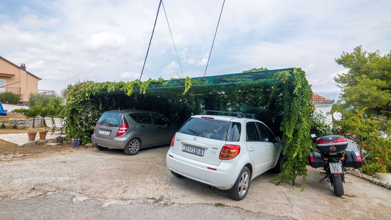 Photo of Outdoor in Slatine