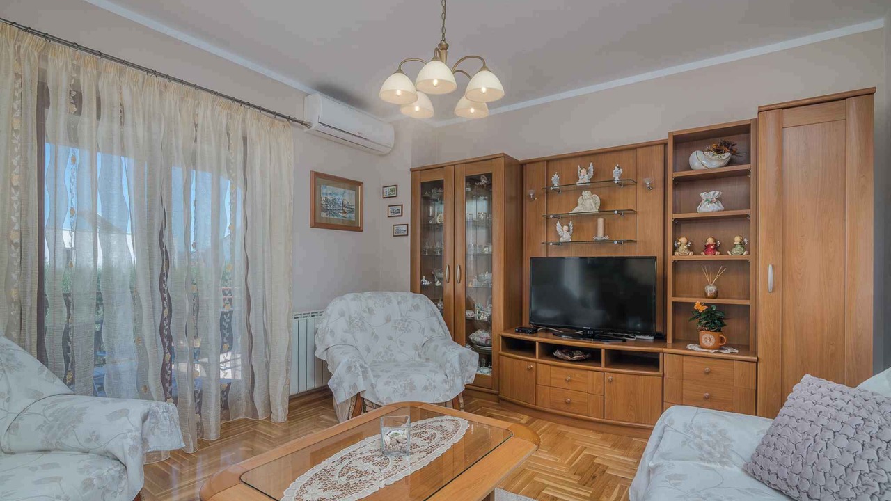 Photo of Livingroom in Porat