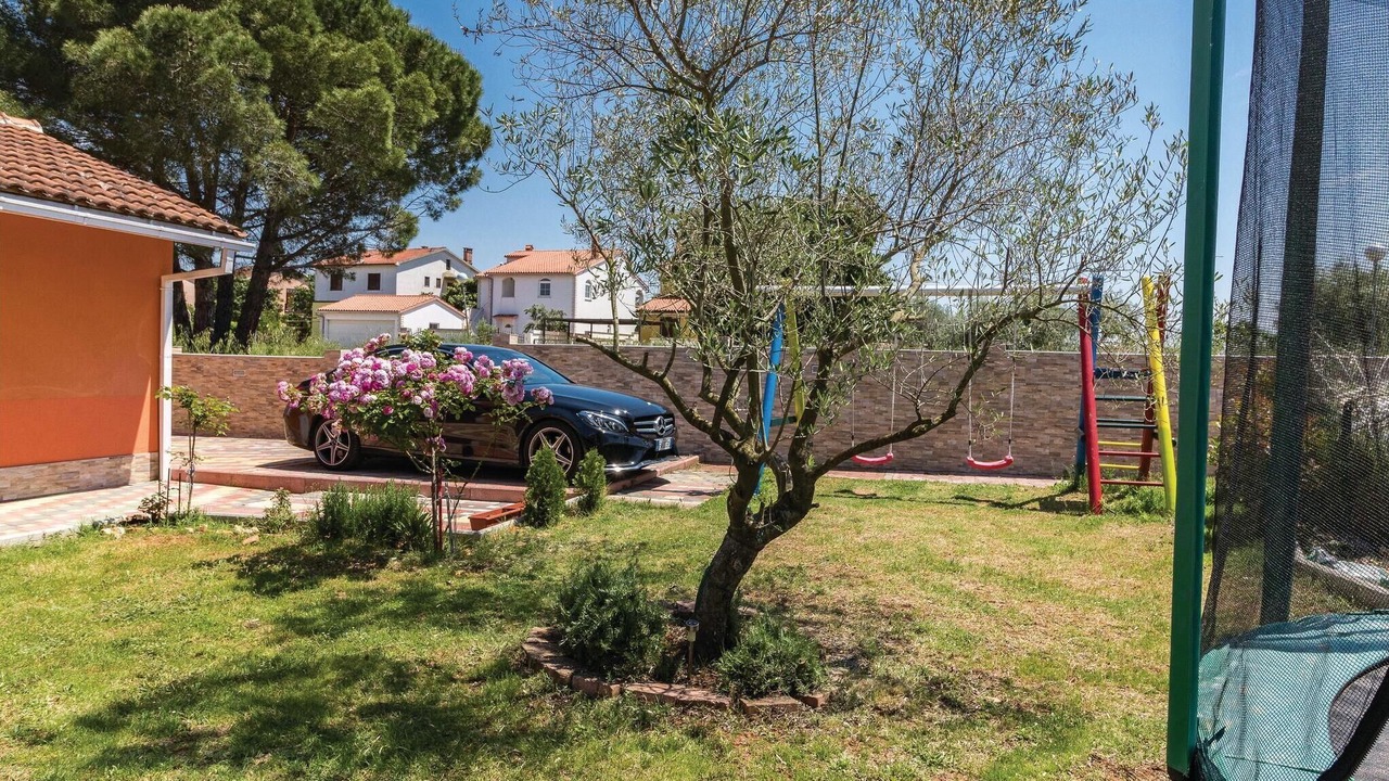 Photo of Outdoor in Valbandon