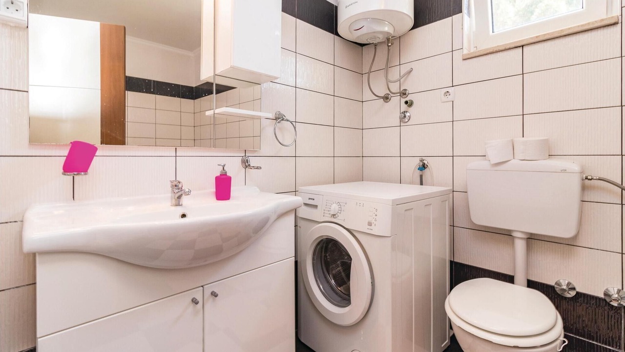 Photo of Bathroom in Valbandon