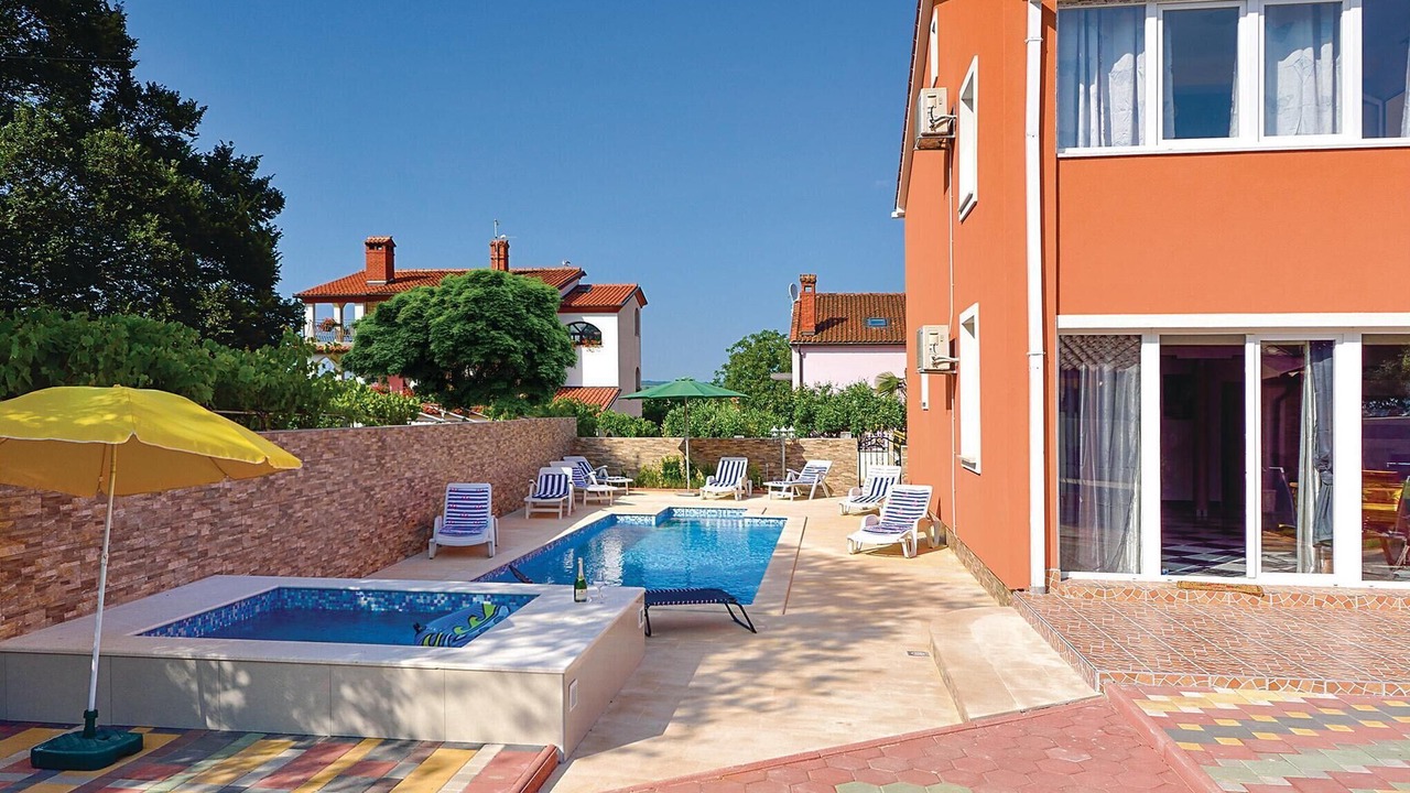 Photo of Outdoor in Valbandon