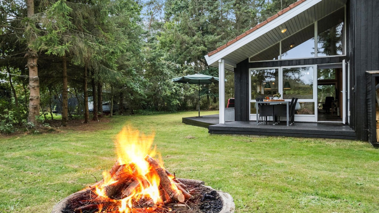 Photo of Others in Hals