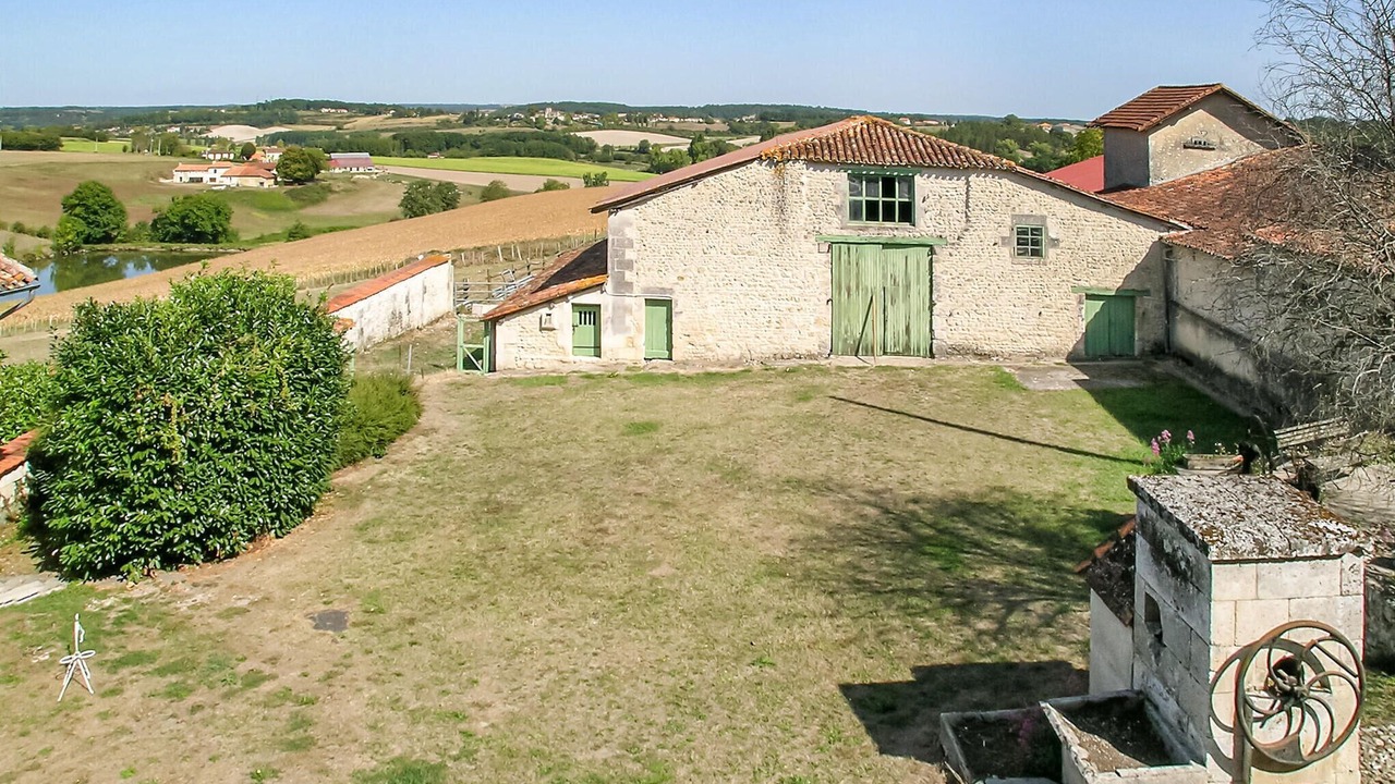 Photo of Bedroom in Juignac