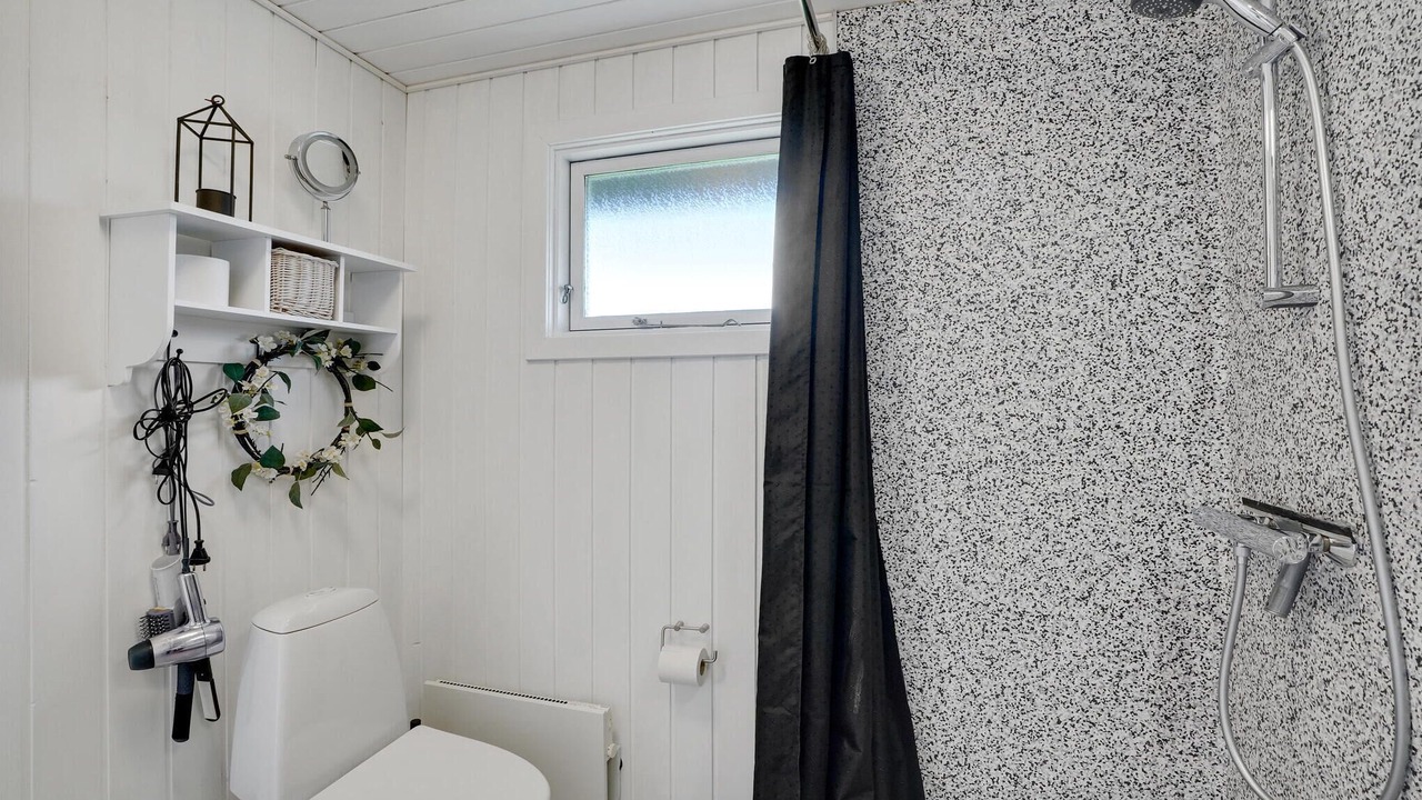 Photo of Bathroom in Hvalpsund