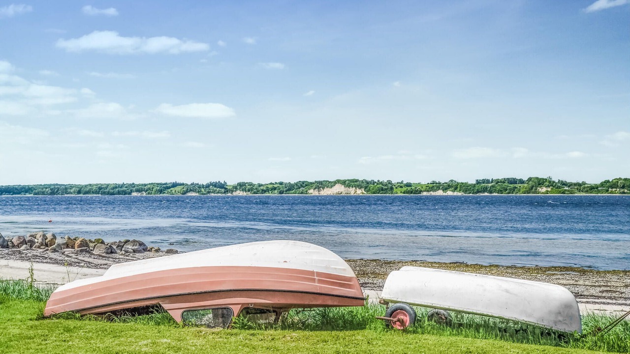 Photo of Others in Hvalpsund