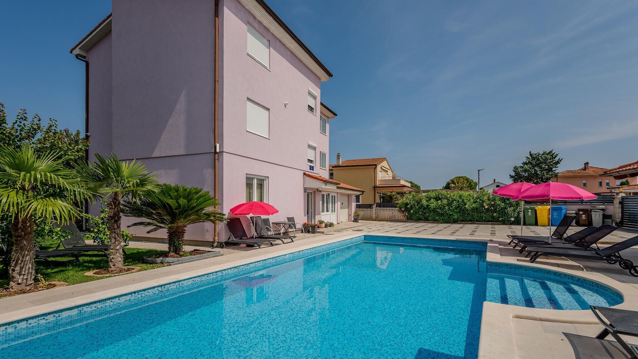 Photo of Outdoor in Valbandon
