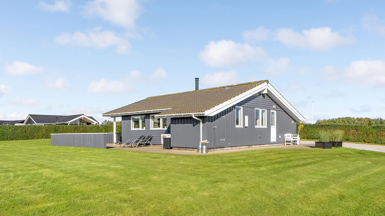 Photo of Others in Flovt Strand