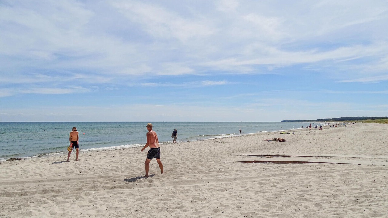 Photo of Others in Grena Strand