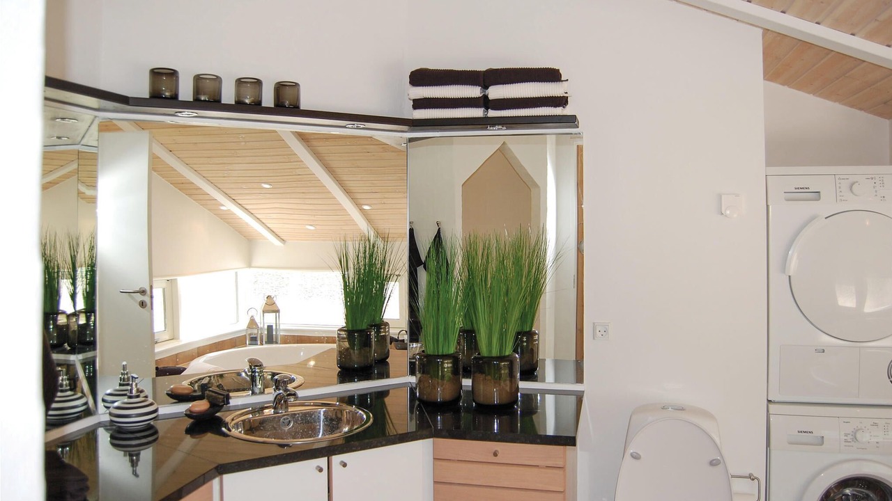 Photo of Others in Grena Strand