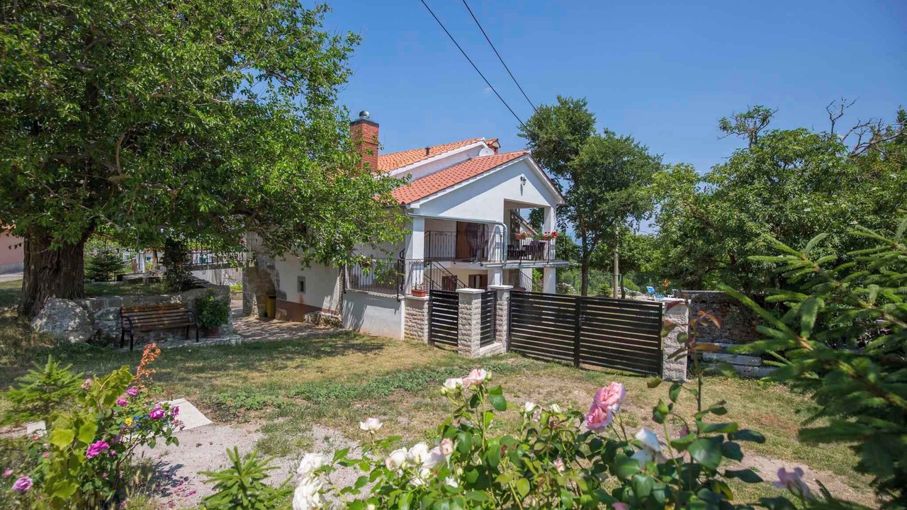 Photo of Outdoor in Bartici