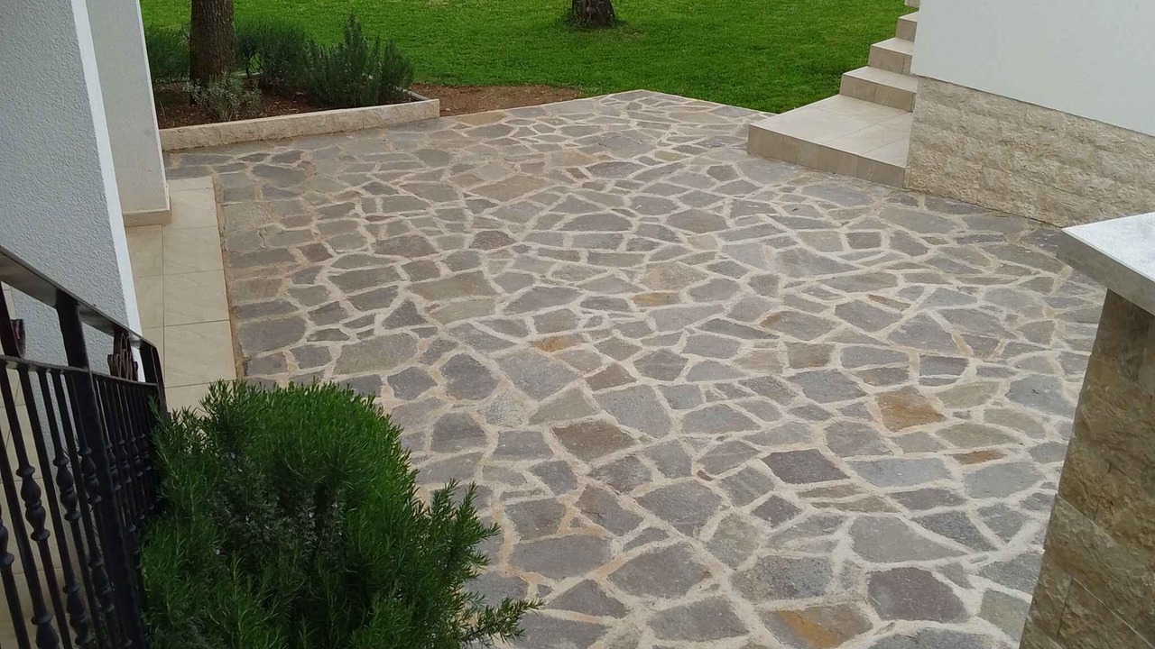Photo of Outdoor in Bartici