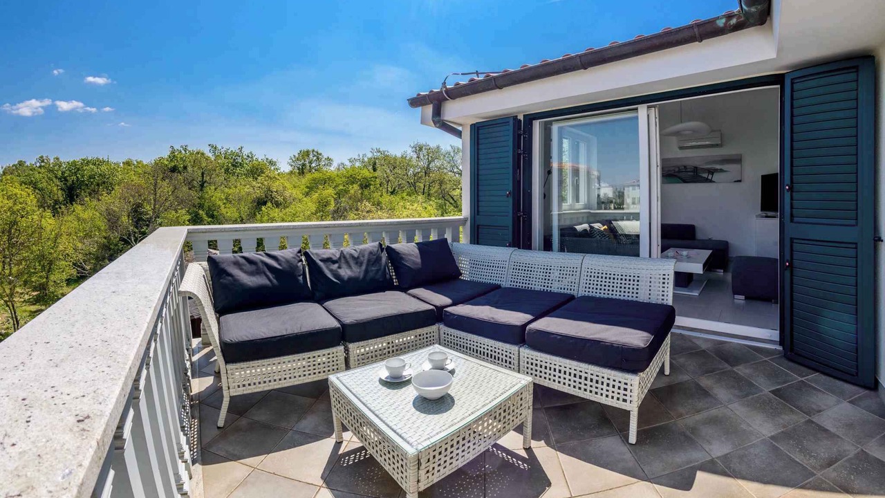 Photo of Patio Balcony in Vantacici