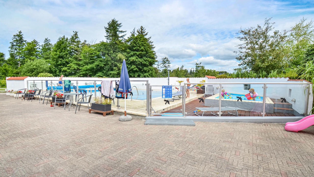 Photo of Others in Femmøller