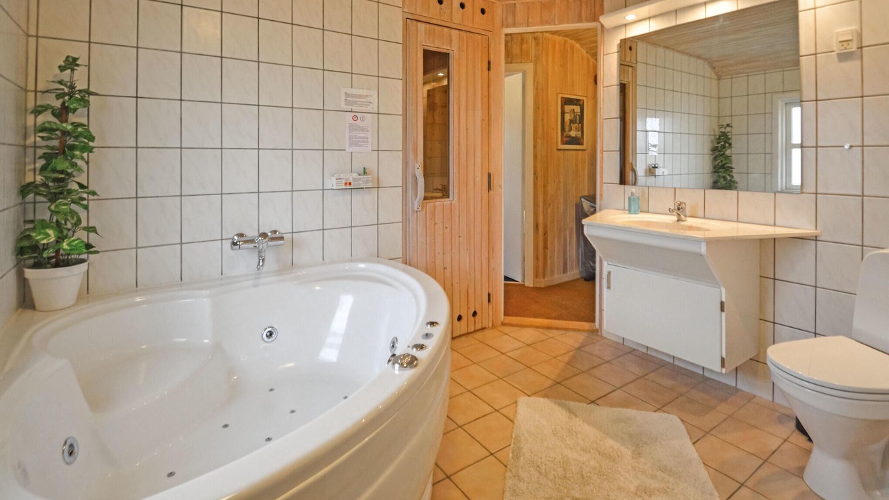Photo of Bathroom in Vorupør
