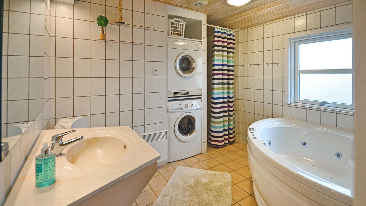 Photo of Bathroom in Vorupør