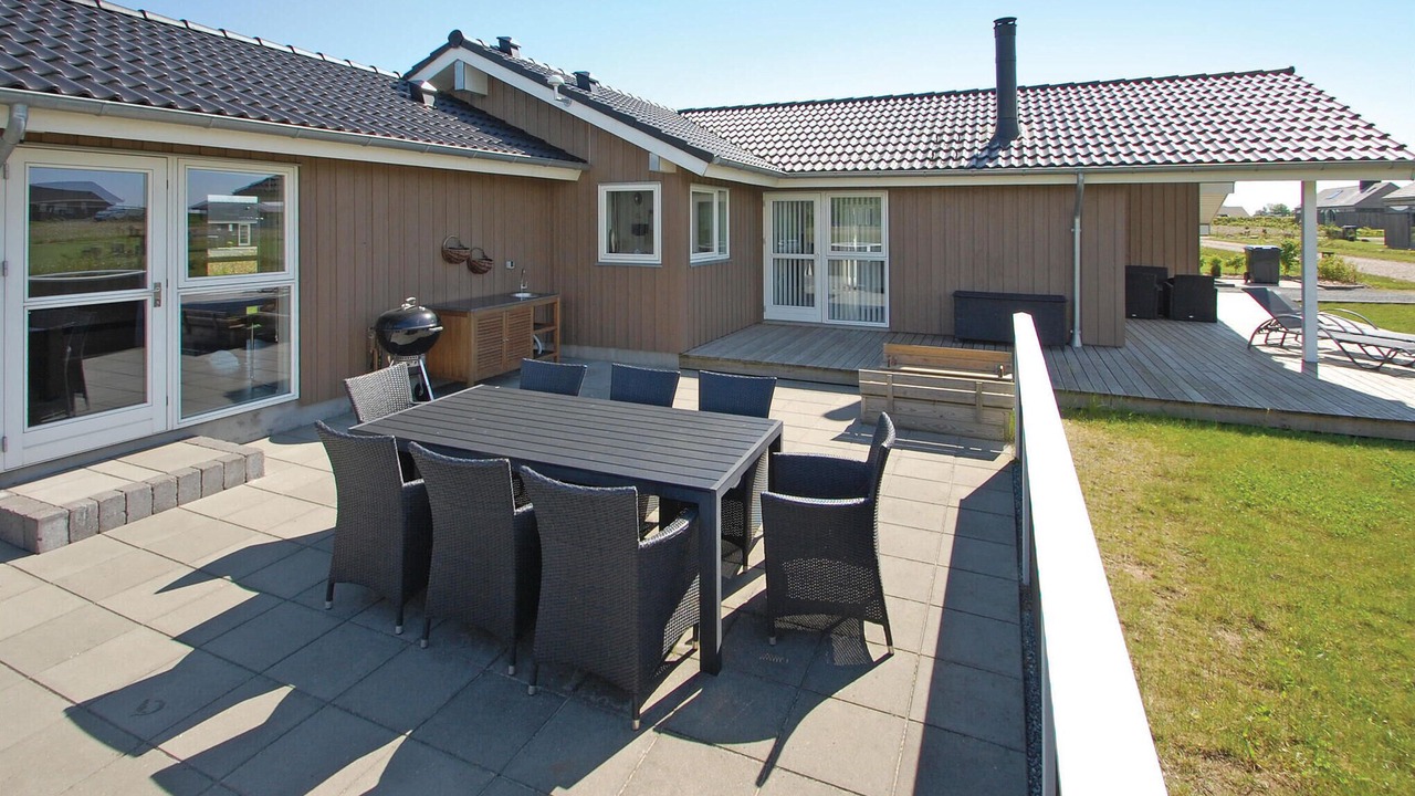 Photo of Outdoor in Flovt Strand
