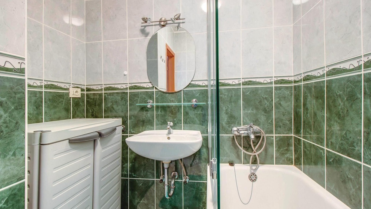 Photo of Bathroom in Cres