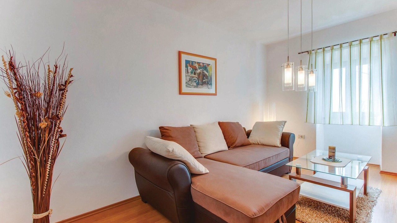 Photo of Bedroom in Cres