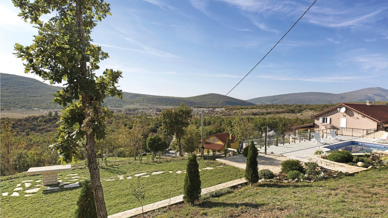 Photo of Others in Kijevo