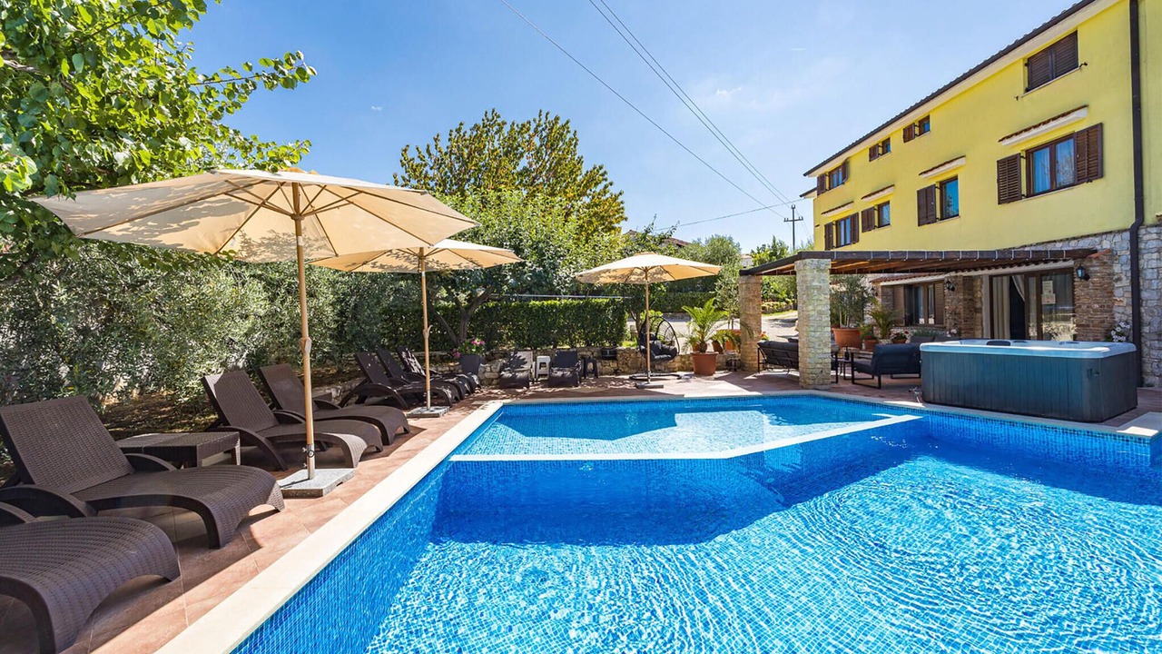 Photo of Outdoor in Strpacici