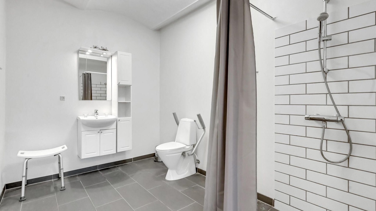 Photo of Bathroom in Tarm