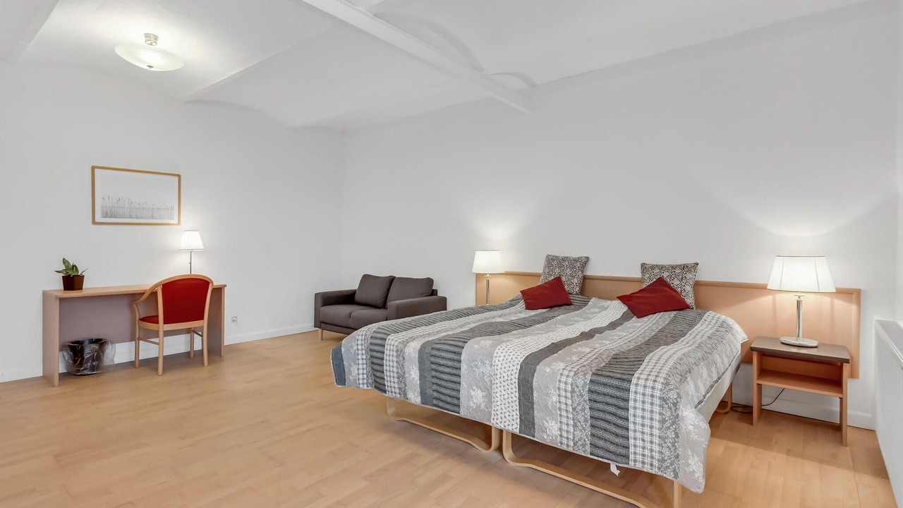 Photo of Others in Tarm