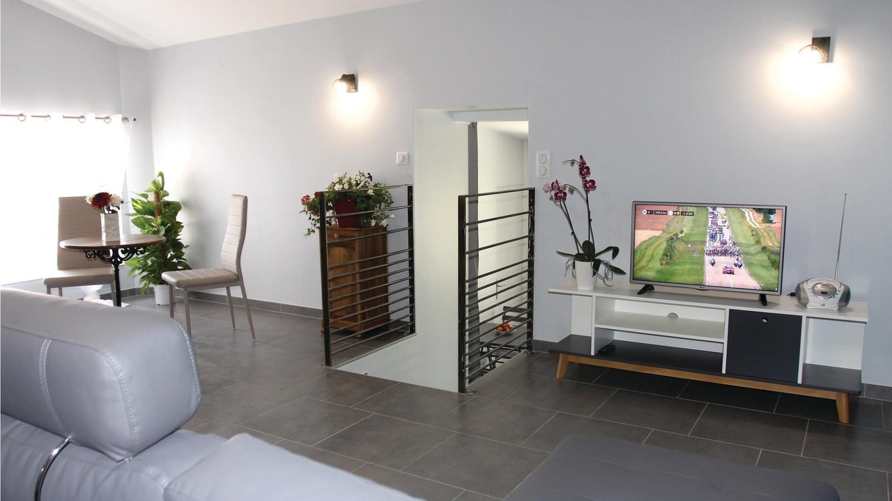 Photo of Bedroom in Saint-Etienne-de-Boulogne